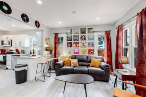 Groovy 2 King Bedroom Upper Unit near Wash Park